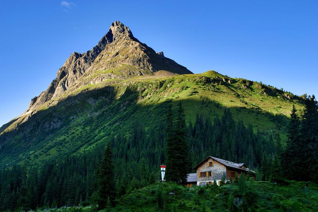 Pension Helvetia Sankt Anton am Arlberg Exterior foto