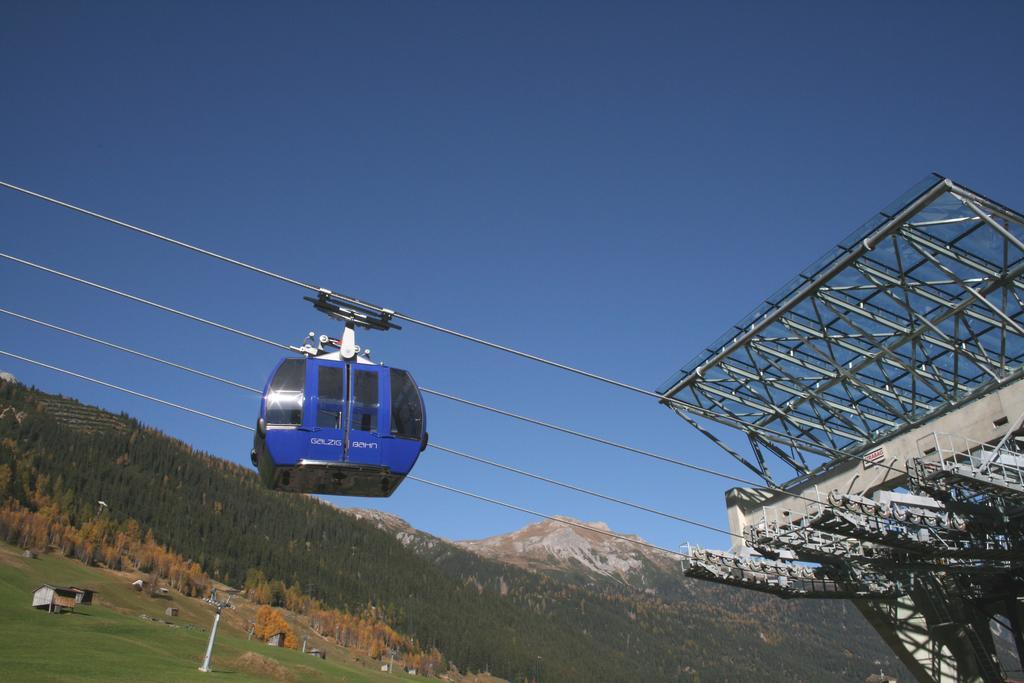 Pension Helvetia Sankt Anton am Arlberg Exterior foto