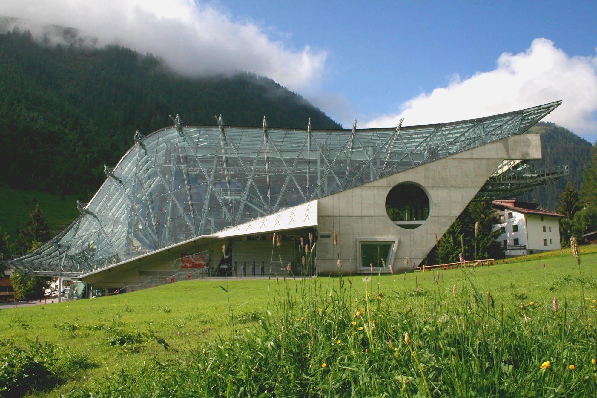 Pension Helvetia Sankt Anton am Arlberg Exterior foto